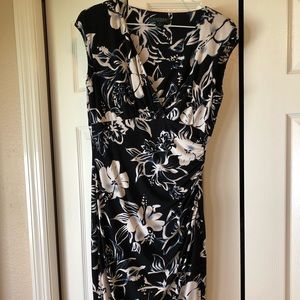 Relax Navy flower dress